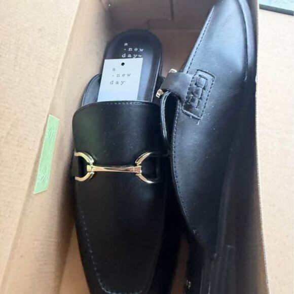 A New Day Sandy Black Loafer Mules - Picture 3 of 3